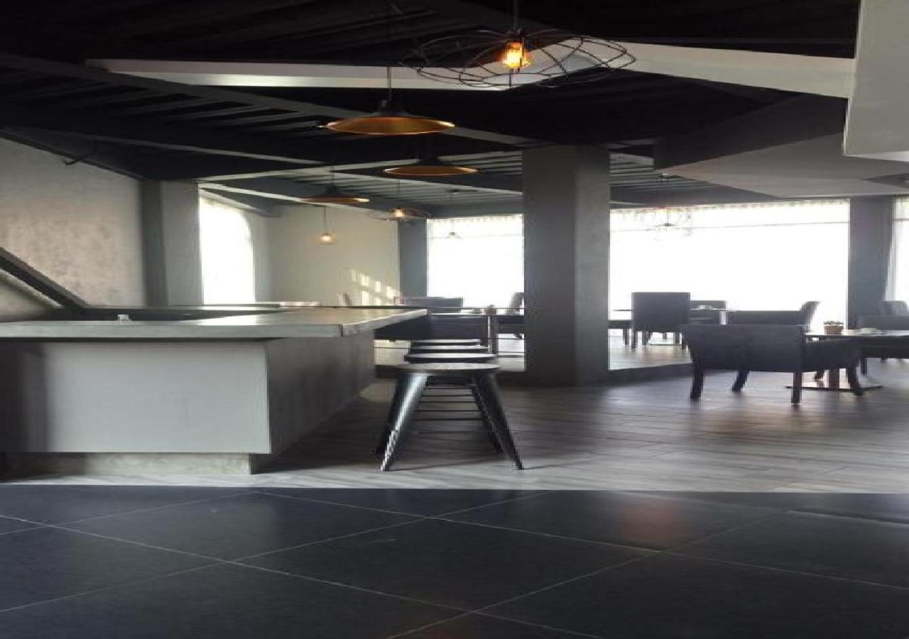 Esduma Hk Hotel Pachuca Exteriör bild