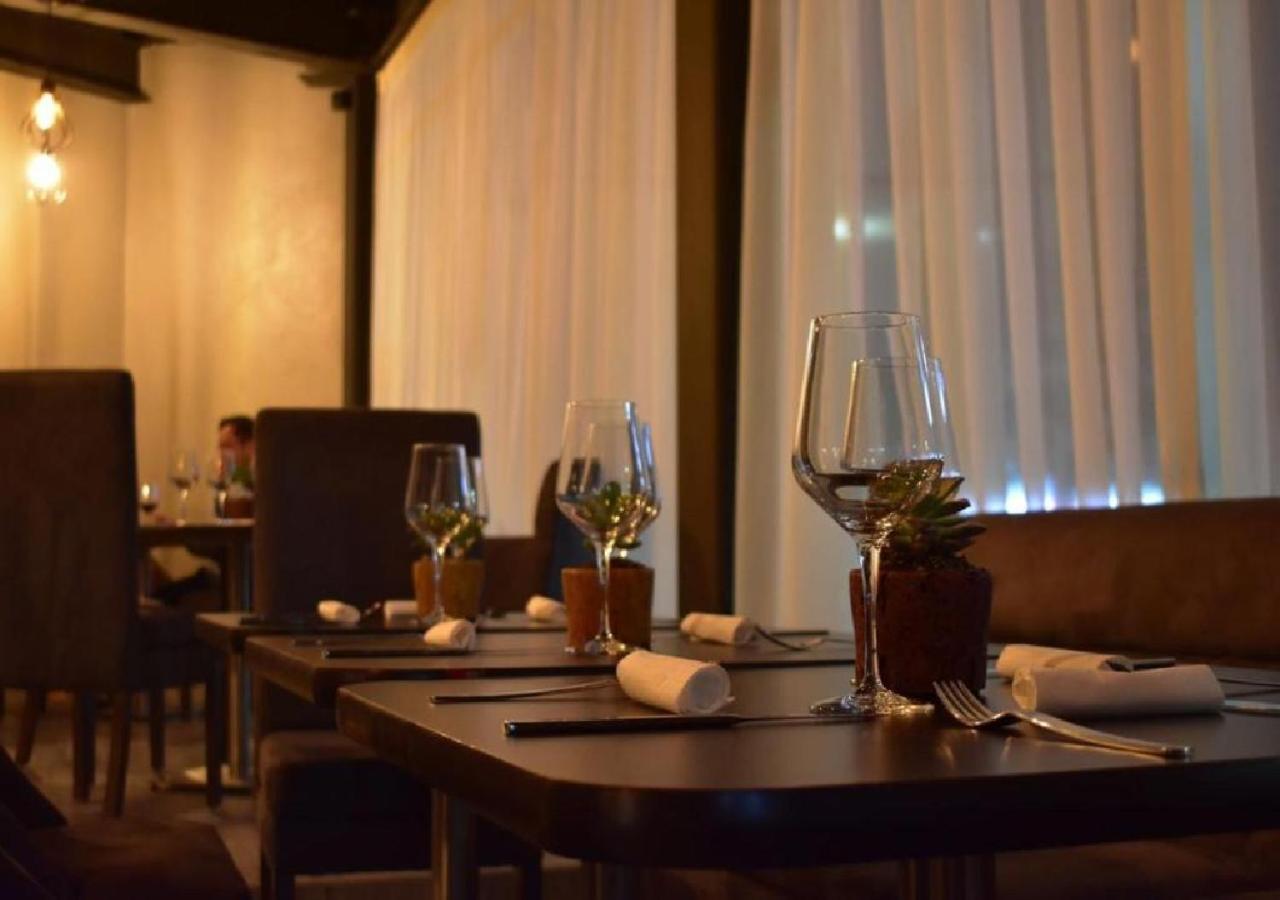 Esduma Hk Hotel Pachuca Exteriör bild